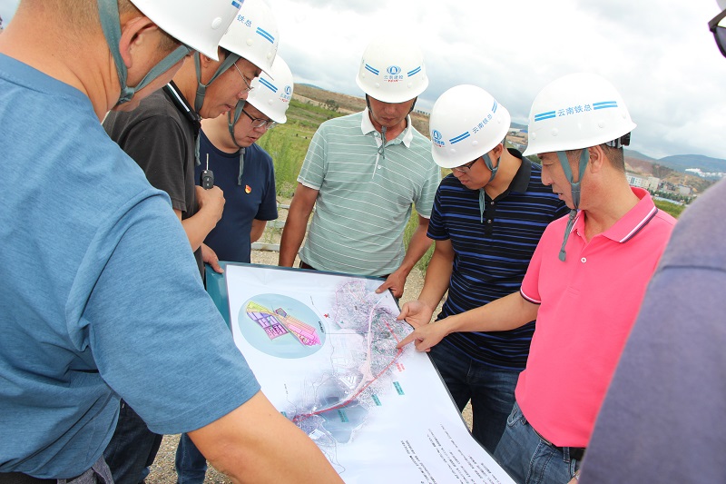 1594797930839354.jpg 現(xiàn)場踏勘.JPG