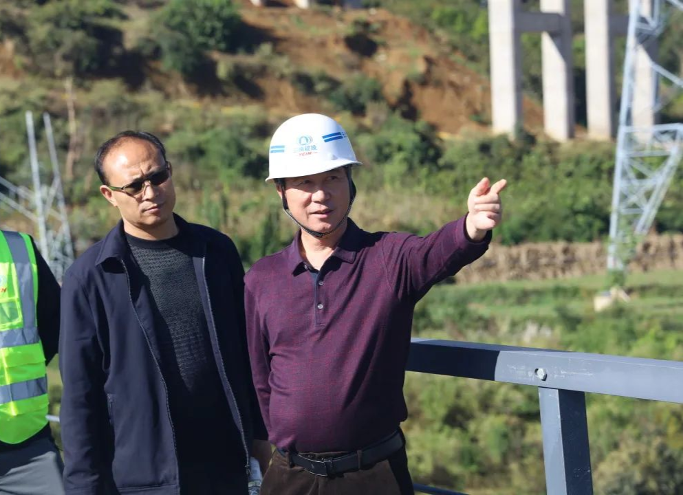 1667178599564482.png 2022-10-28-祥云鐵路專用線項目成功驗收1.png