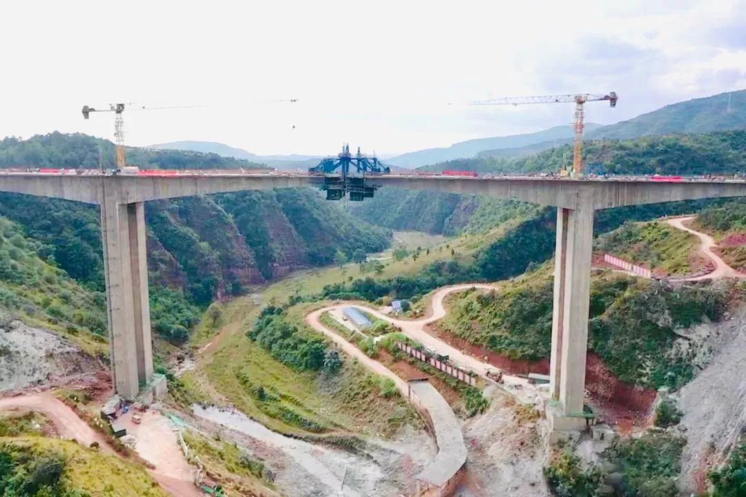 1667786519524047.jpg 2022-11-7-【一線工作法】張聯(lián)紅到永大項(xiàng)目檢查1.jpg